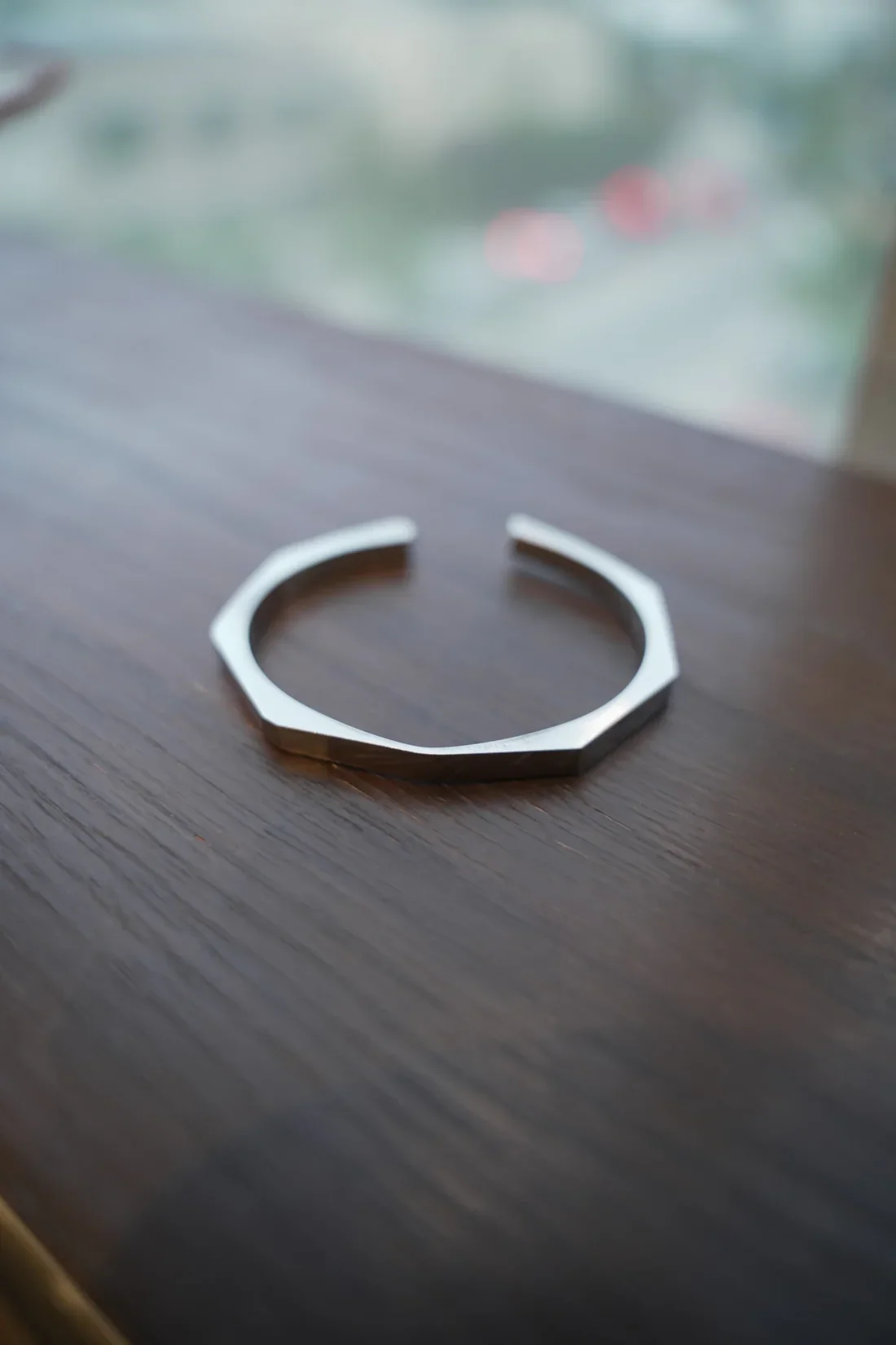 🔗 Titan Hex Bracelet - Image 4