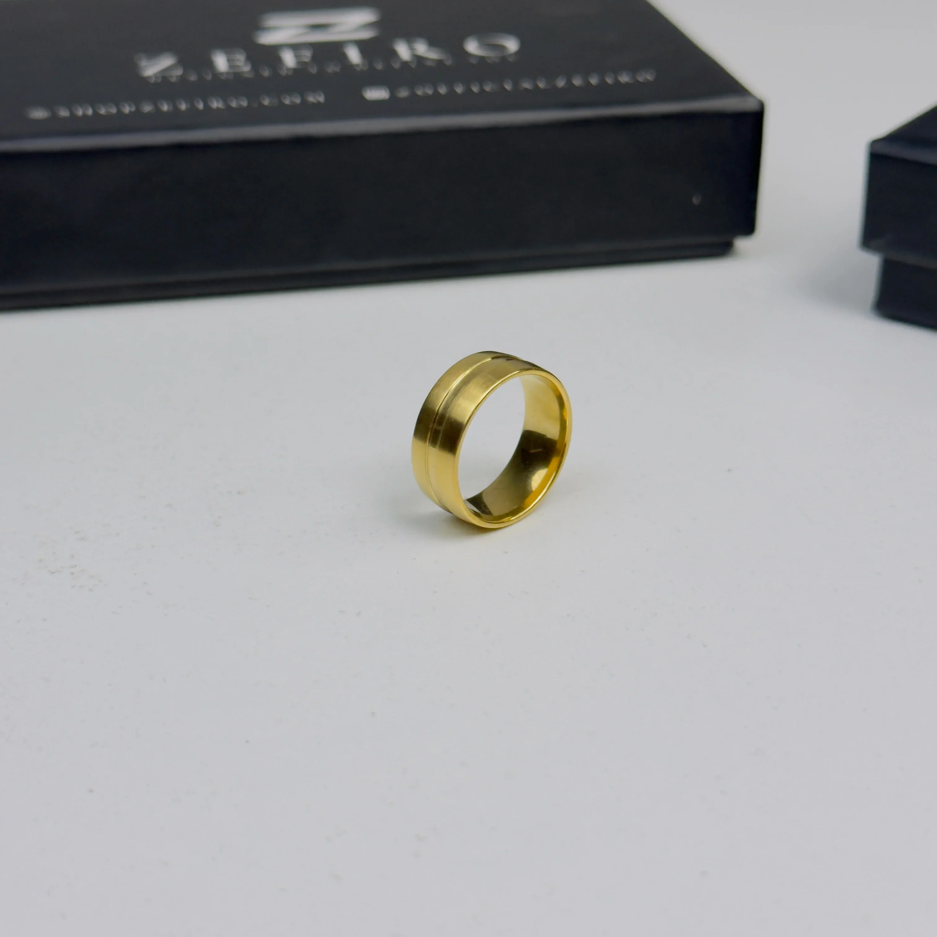 Elite Gold Ring - Image 3