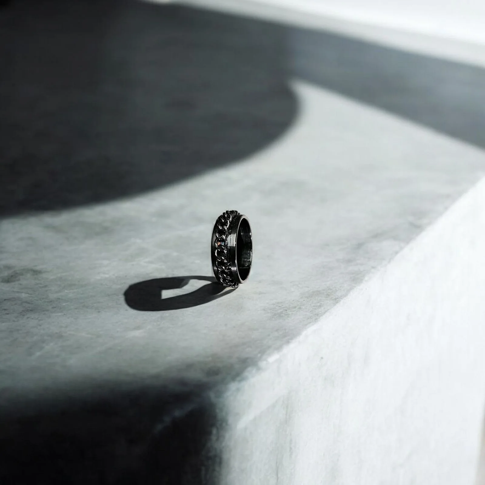 Eternal Motion Spinner Ring (black) - Image 3