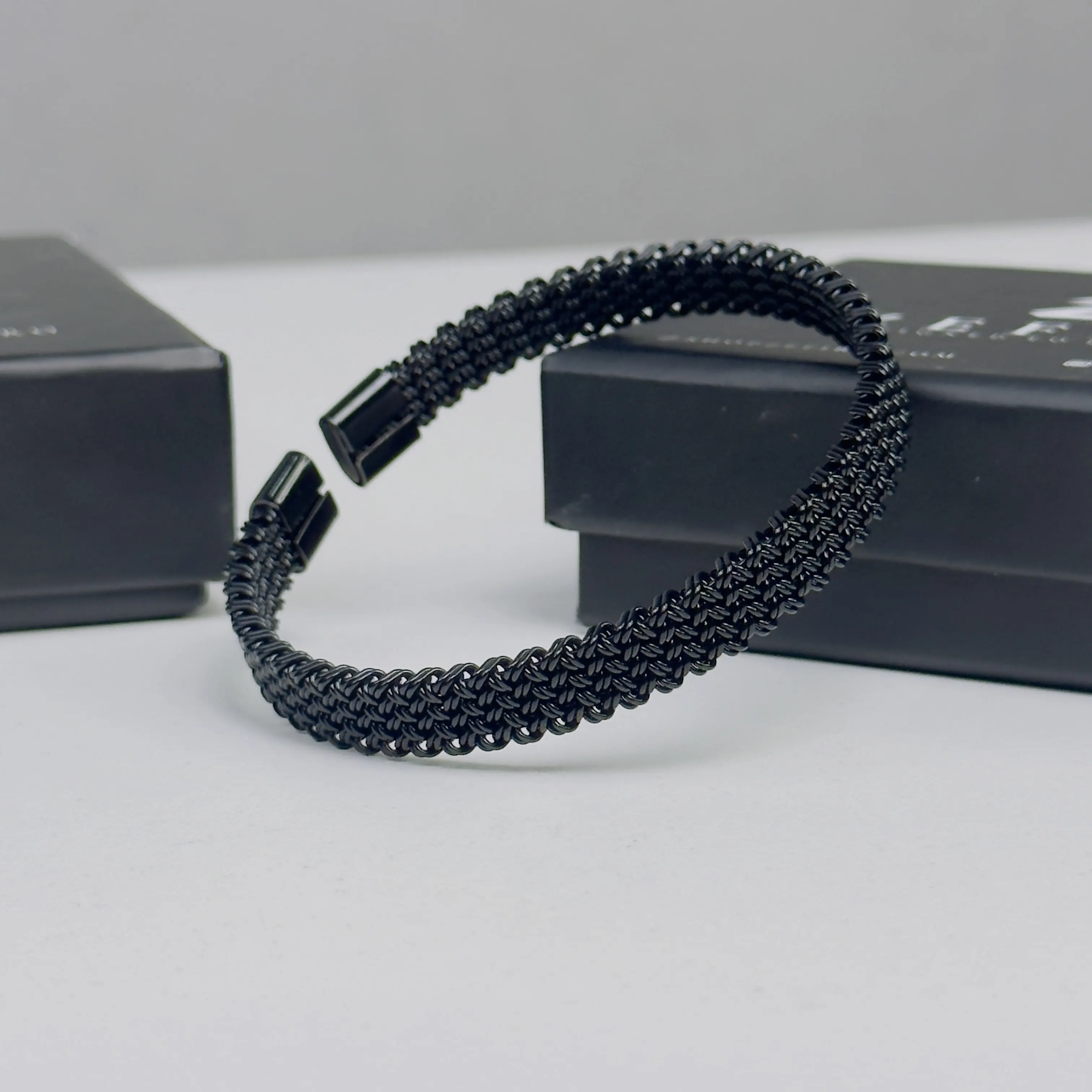 Obsidian Mesh Open Cuff