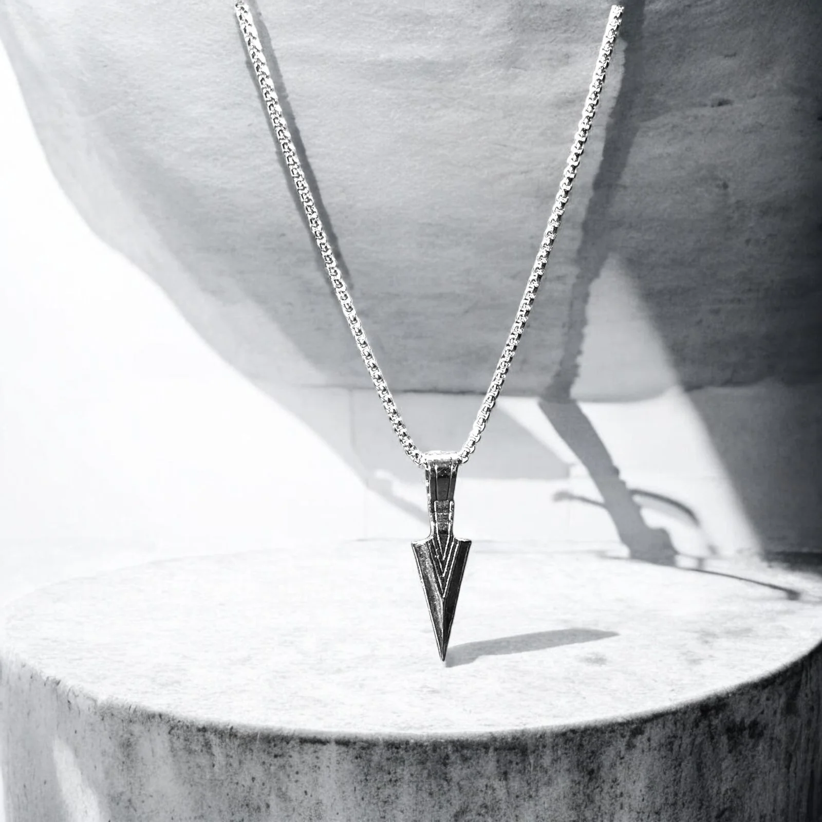 Shadowstrike Arrow Pendant - Image 2