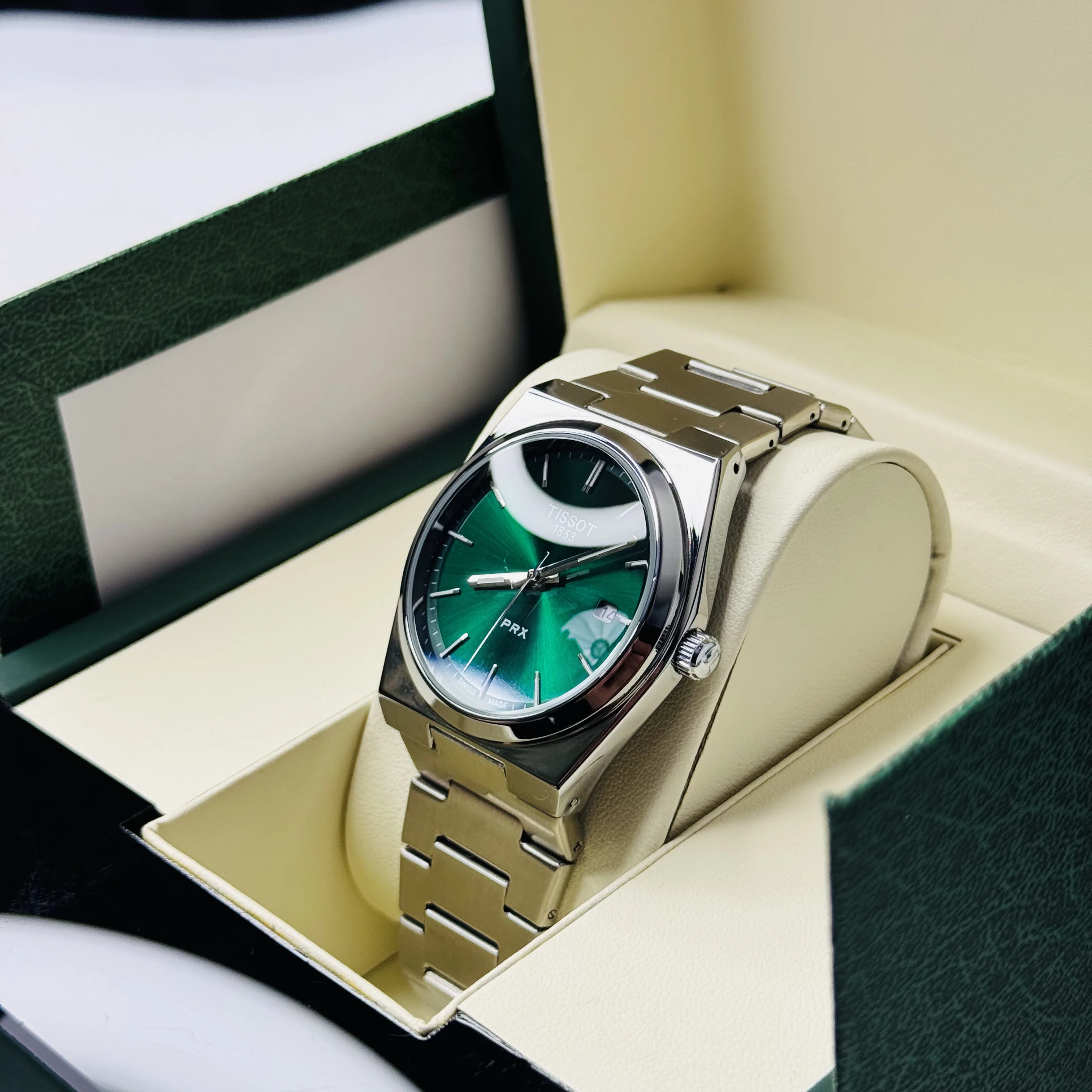 ZEFIRO T-01: The Ultimate Integrated Steel Sport Series - Image 6