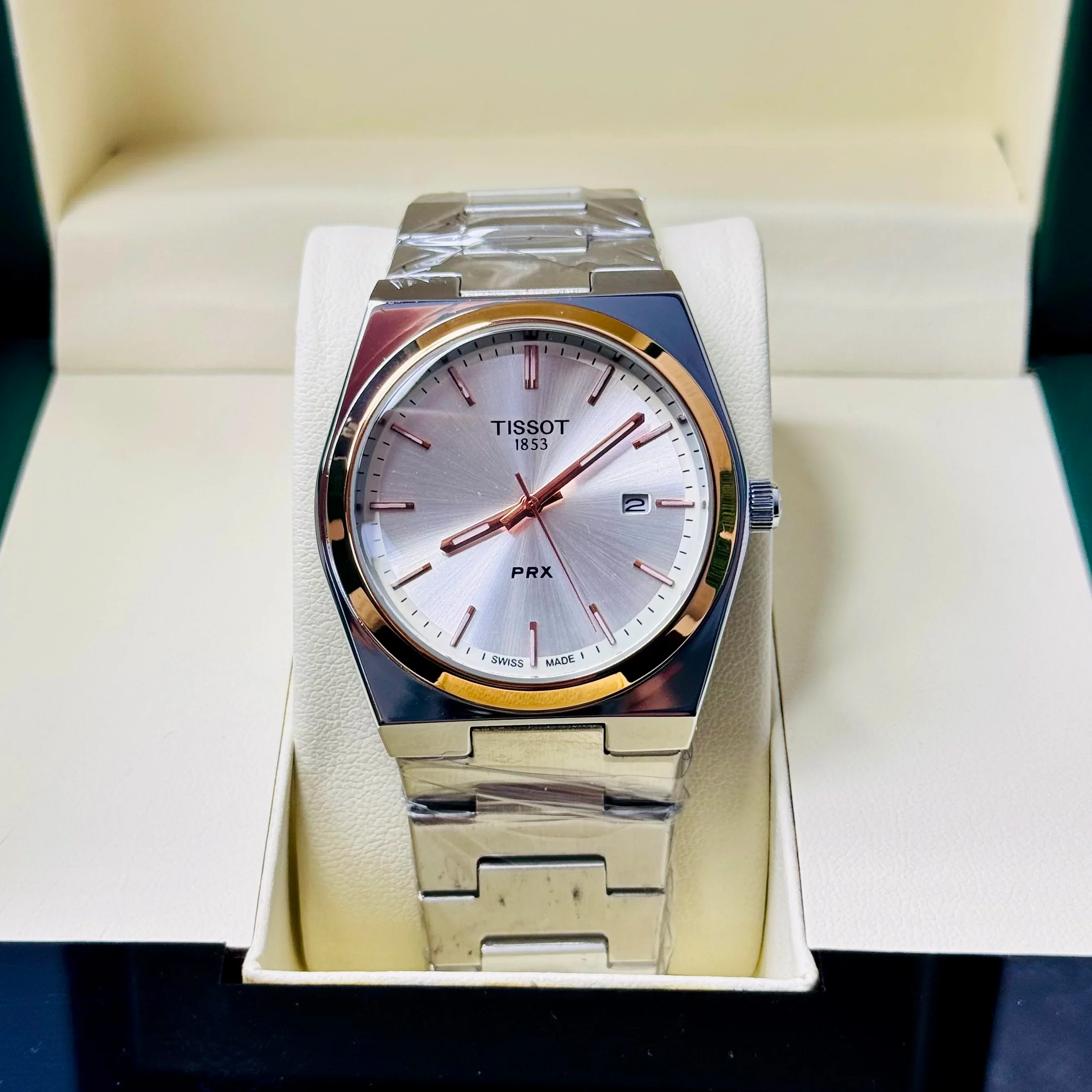 ZEFIRO T-02 GOLD DIAL: The Ultimate Integrated Steel Sport Series - Image 4