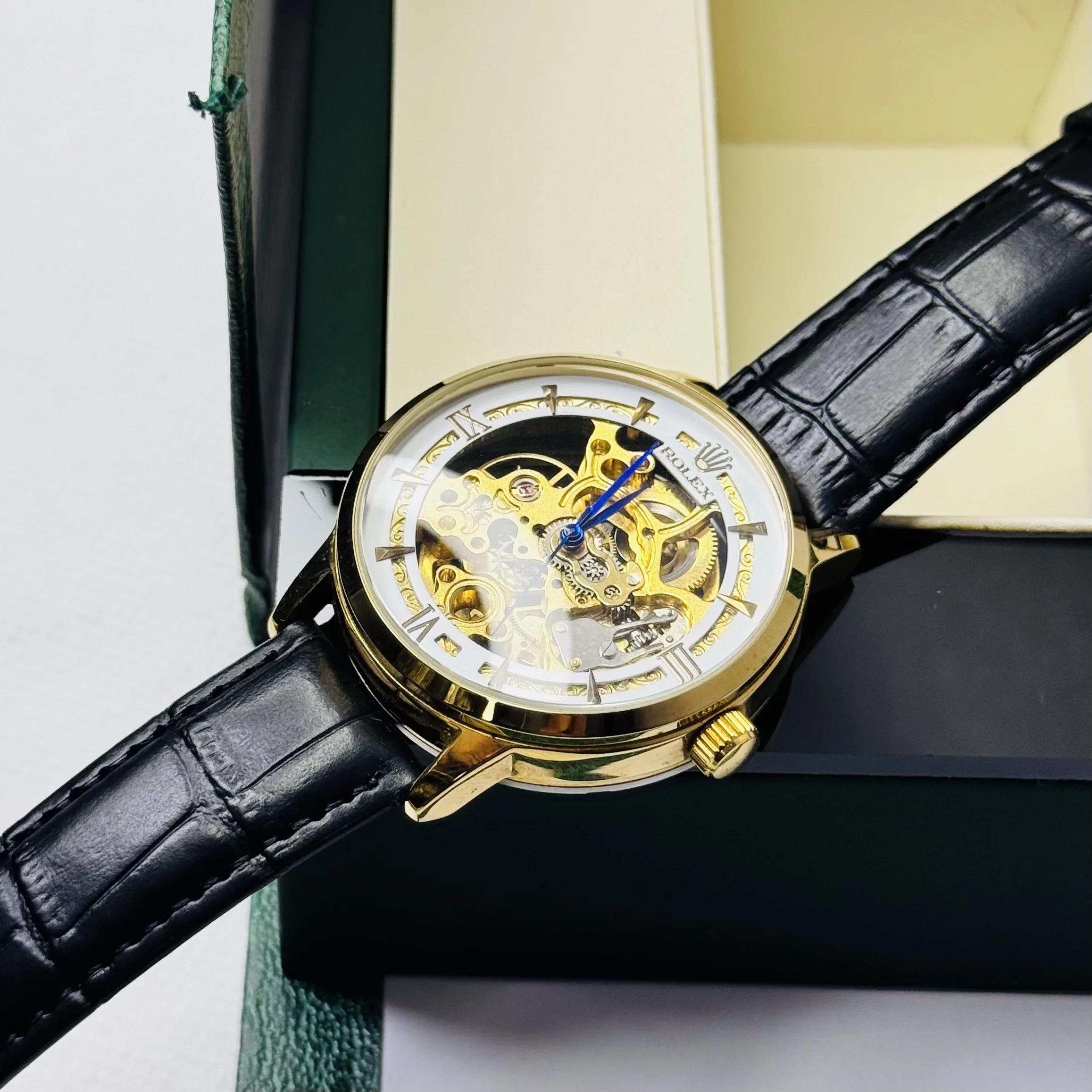 ZEFIRO T-18 RLX AUTOMATIC: Premium Executive Chronograph Series - Image 3